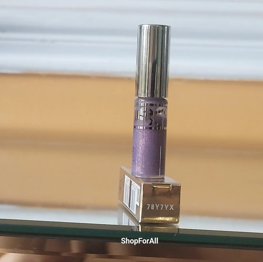 Yves Saint Laurent Love Shine Plumping Lip Oil Gloss - Purple